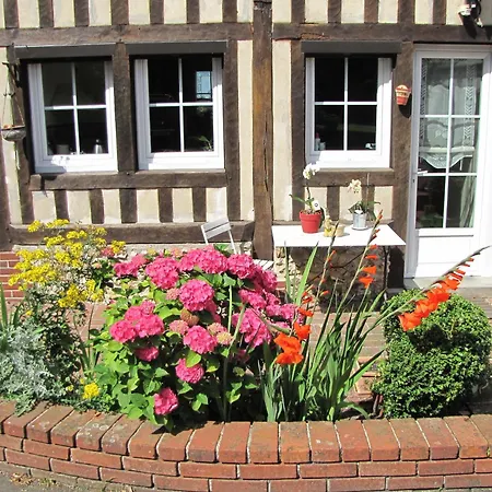 Bethanie Bed and Breakfast 3*